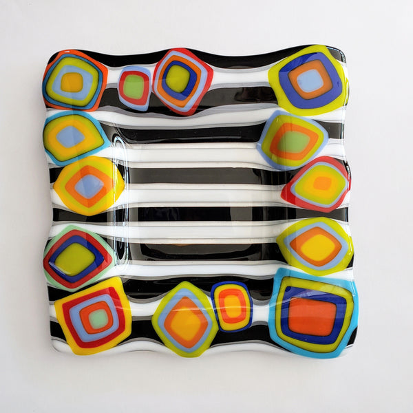 wide brim shallow small platter