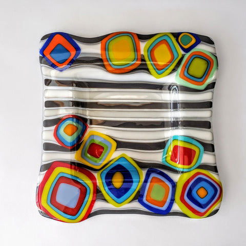 wide brim shallow small platter